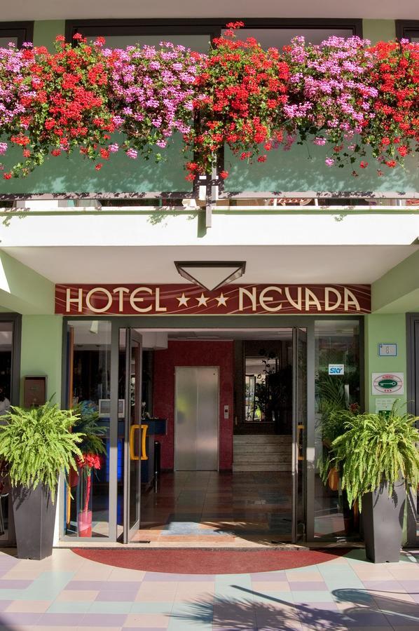 Hotel Nevada Bellaria-Igea Marina Exterior photo